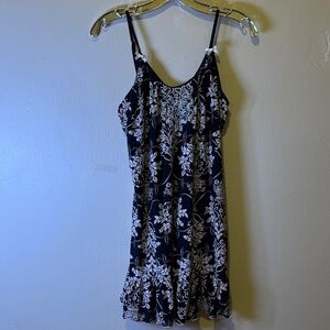 Linea Donatella Black and White Floral Nightgown